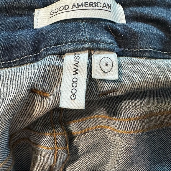 Good American women's size 16 Good Waist blue jeans with embellishments - Picture 4 of 6